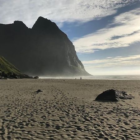 Ett Roms Leilighet Vestvagoy Gravdal  Bagian luar foto